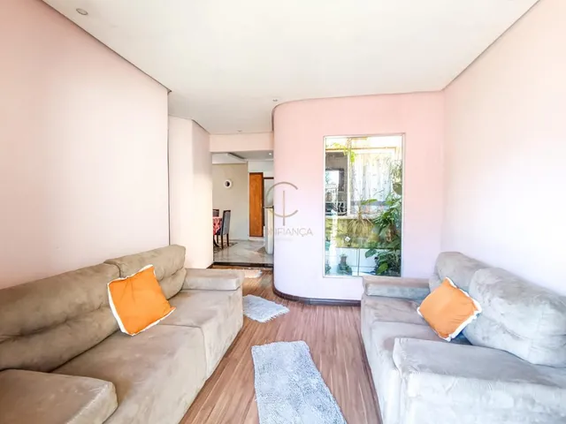 Imagem 10: Casa à venda em Olaria, Canoas - 140m² - Churrasqueira e Piso Laminado