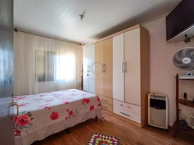 Imagem 11: Casa à venda em Olaria, Canoas - 140m² - Churrasqueira e Piso Laminado