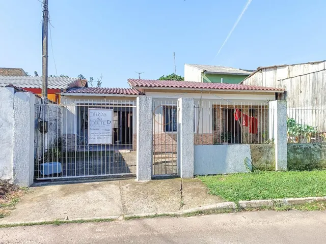 Imagem 9: Casa à venda em Olaria, Canoas - 140m² - Churrasqueira e Piso Laminado