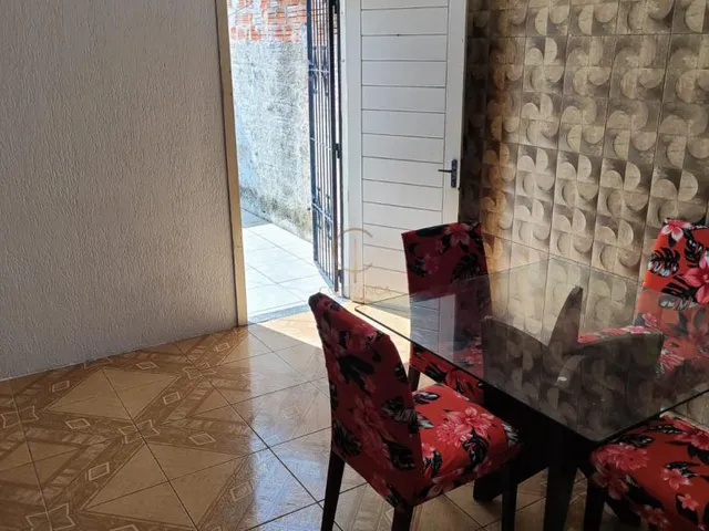 Imagem 9: Casa de 02 dormitórios no bairro Olaria