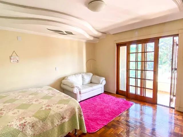 Imagem 13: Casa à venda em Canoas - Jardim do Lago - 248.97m² - Churrasqueira e Closet