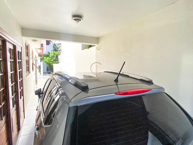Imagem 6: Casa à venda em Canoas - Jardim do Lago - 248.97m² - Churrasqueira e Closet