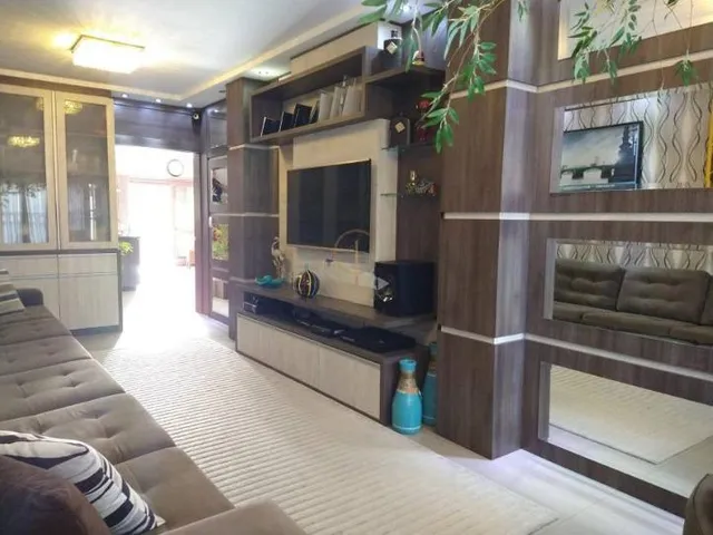 Imagem 3: CASA com 3 dormitórios, suíte 4 banheiros e amplo pátio a venda em Canoas