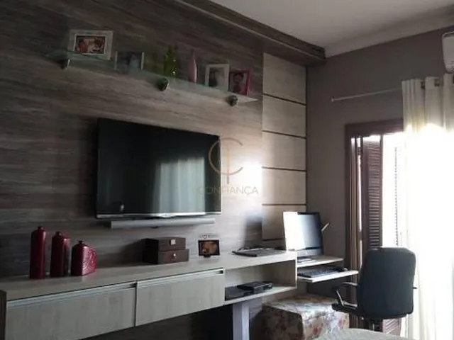 Imagem 15: CASA com 3 dormitórios, suíte 4 banheiros e amplo pátio a venda em Canoas