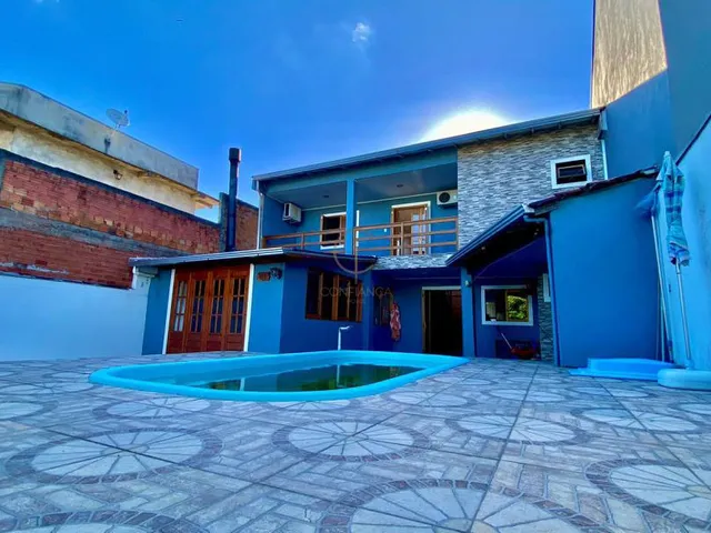 Imagem: SOBRADO COM 3 DORMITÓRIOS E COM PISCINA