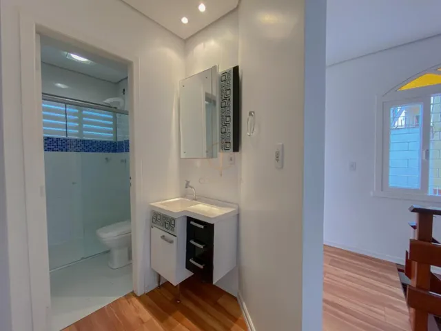 Imagem 10: Sobrado com 5 dormitorio, sendo 1 suite - Nossa senhora das Graças - Canoas/RS