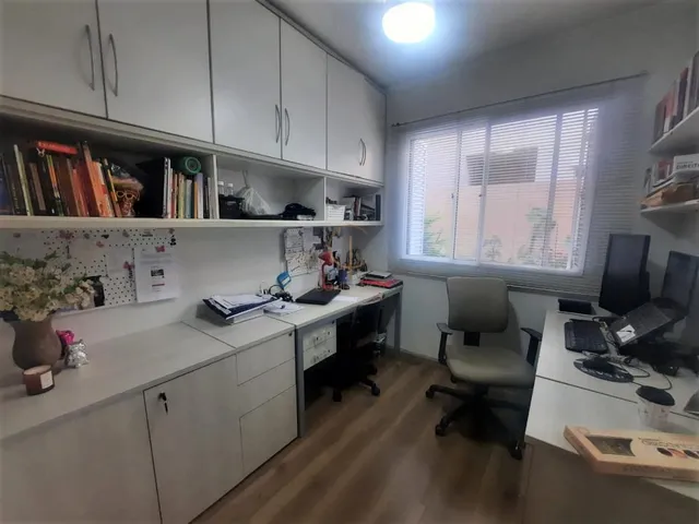 Imagem 3: Casa em condomínio com 4 dormitórios, suíte americana, 2 vagas de garagem Centro de