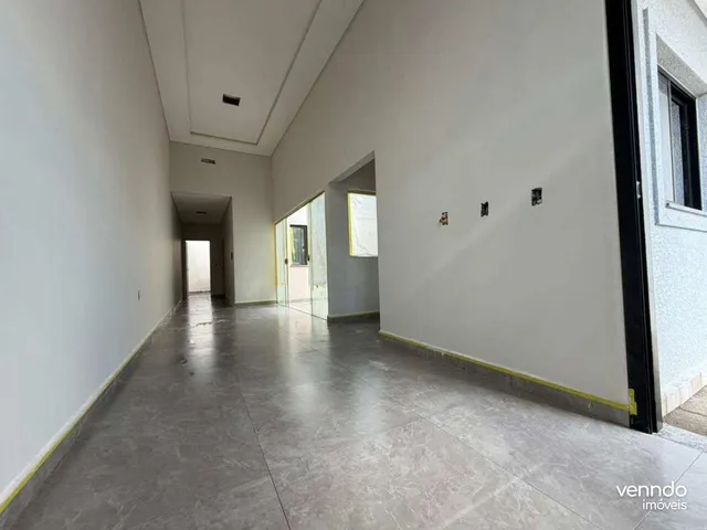 Imagem 2: Casa De Alto Padrão Com Pé-Direito Duplo e Acabamentos Premium