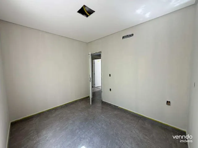 Imagem 3: Casa De Alto Padrão Com Pé-Direito Duplo e Acabamentos Premium