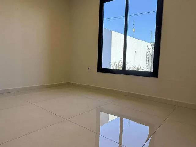 Imagem 2: Casa Nova no Tropical: 2 Quartos, 1 Suíte e 2 Vagas - Previsão: 05/2026