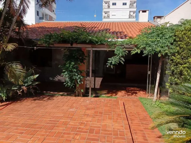 Imagem 3: CASA A VENDA NO COUNTRY com PISCINA
