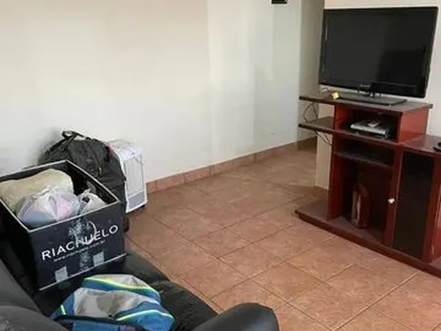 Imagem: Aluga-Se Apartamento de 2 Quartos no Parque