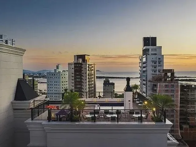 Imagem 3: Beira Rio. Apto de 1 Suite + 2 Dormitórios Completamente Mobiliado 2 Vagas de Garagem Alt