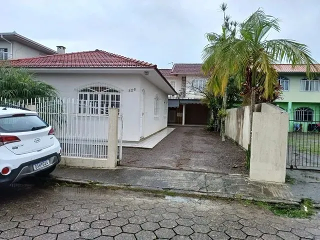 Imagem: Casa para Alugar no Aririu
