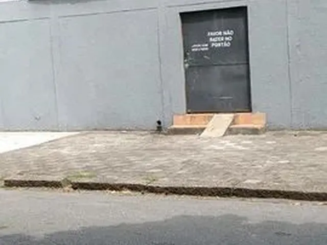 Imagem: Alugo Casa de Fundos em Santos