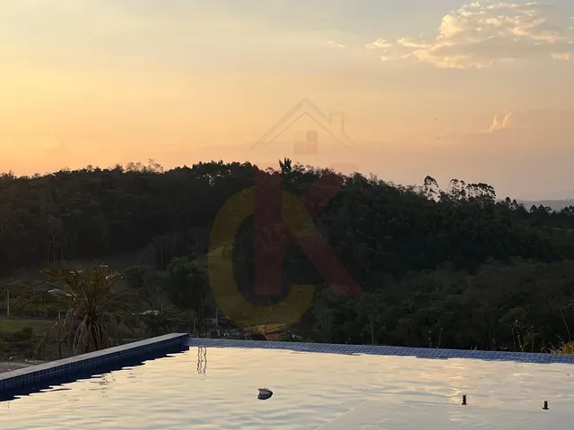 Imagem: Chácara à venda em Mogi das Cruzes-SP