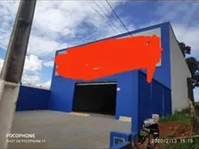 Imagem: O depósito possui 5 Vagas na garagem, 312m² de Área e