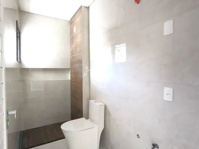 Imagem 13: Procurando a casa dos seus sonhos? Temos o imóvel perfeito para você!