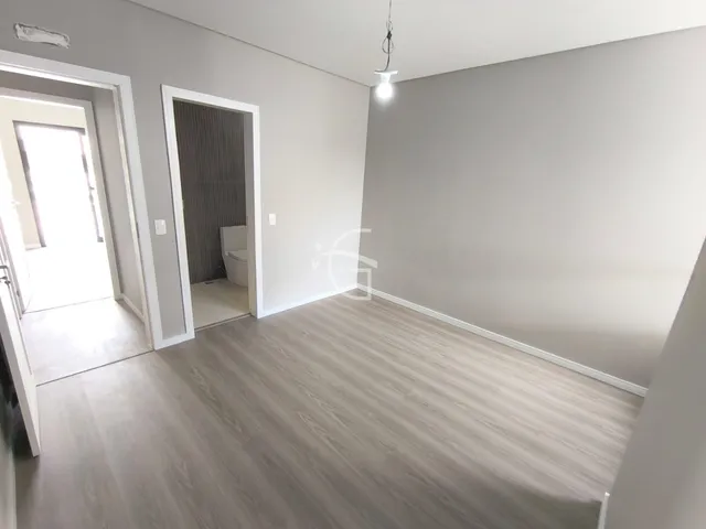 Imagem 14: Procurando a casa dos seus sonhos? Temos o imóvel perfeito para você!