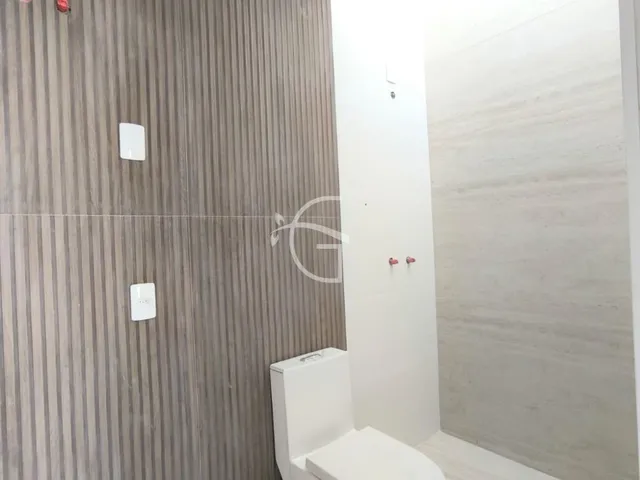 Imagem 9: Procurando a casa dos seus sonhos? Temos o imóvel perfeito para você!