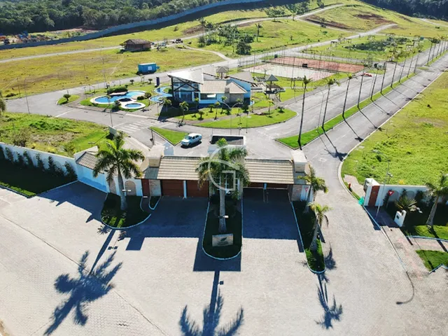Imagem 14: ELE É UM VERDADEIRO PARAISO