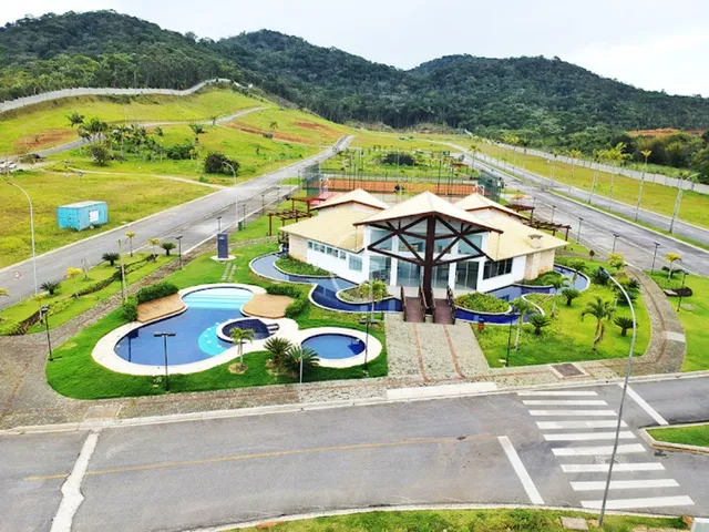 Imagem 10: ELE É UM VERDADEIRO PARAISO