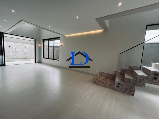 Imagem 5: Casa de luxo à venda em condomínio no Jardins Parma, Senador Canedo-GO: 4 quartos, 3