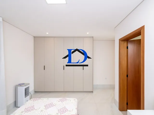 Imagem 9: Casa em Condomínio de Luxo à Venda em Senador Canedo-GO, Jardins Nápoles: 4 Quartos, 4