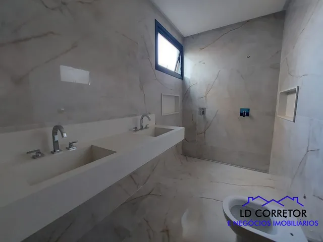 Imagem 5: Impecável casa em condomínio à venda em Goiânia-GO, Residencial Goiânia Golfe Clube