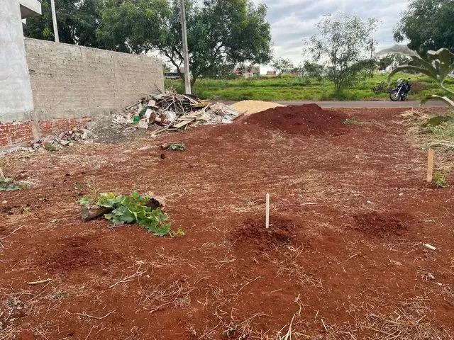 Imagem: Vendo Terreno Jd Itália em Marialva 305M