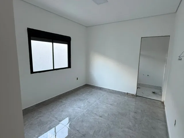 Imagem 13: RR0245D Casa 132m² JARDIM DOS LAGOS II - OPORTUNIDADE - 3 Dorms 2 Vagas - Nova Odessa