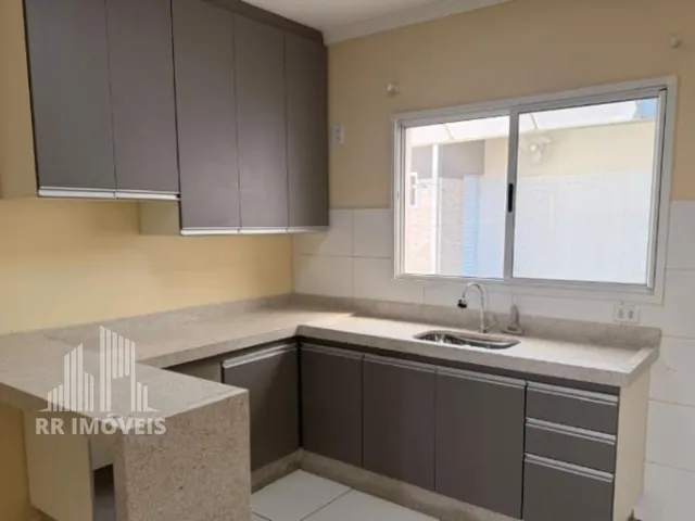 Imagem 9: RR0208D Casa 100m² JARDIM DOS LAGOS - OPORTUNIDADE - 3 Dorms 4 Vagas - Nova Odessa, SP