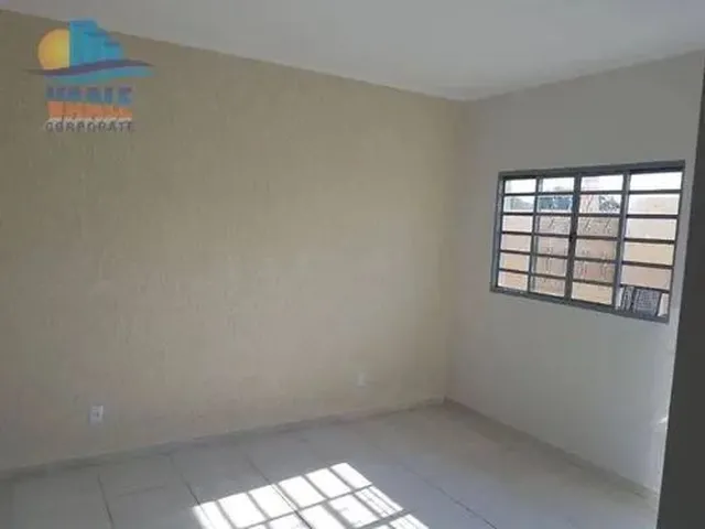 Imagem 7: Casa com 2 Quartos e Garagem a Venda