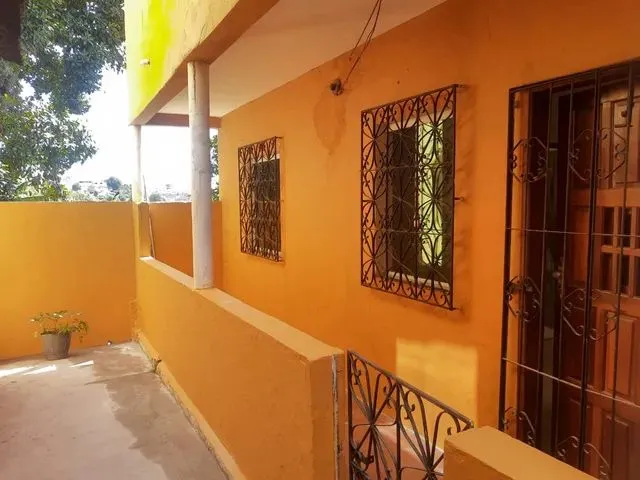 Imagem 1: Alugo Casa 2/4 e 1/4 Castelo Branco