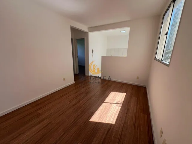 Imagem: Apartamento em Roçado, São José/SC