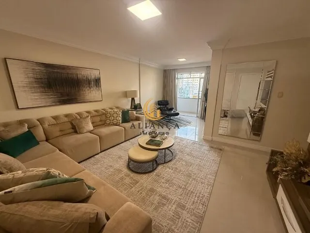 Imagem: O apartamento possui 3 Dormitórios, 1 Suíte, 1 Banheiro,