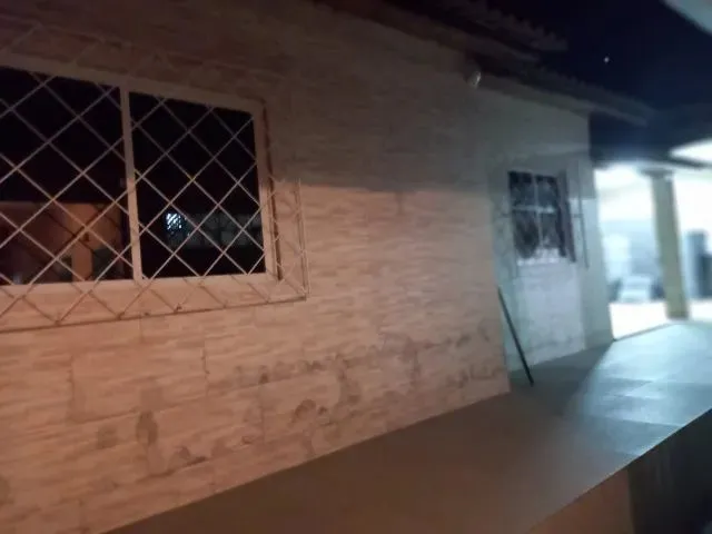 Imagem: Casa em Serraria com Três Quartos e Garagem