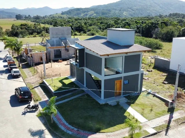 Imagem 5: Sobrado à venda em Imbituba-SC, bairro Campo Duna: 2 quartos, 1 suíte, 1 sala, 1