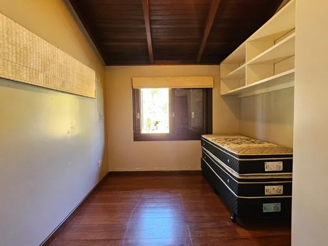 Imagem 3: Casa à Venda ou Locação em Garopaba-SC: 2 Quartos, 1 Suíte, 2 Banheiros, 3 Vagas no
