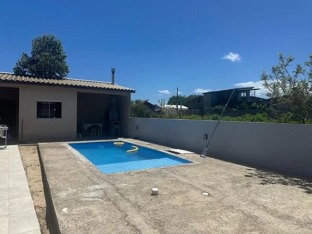 Imagem 3: Casa à Venda em Garopaba-SC - Bairro Limpa 2 Quartos, 130m² Venha Conhecer Seu Novo