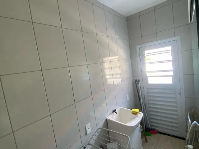 Imagem 13: Casa À Venda em Garopaba-Sc: 2 Quartos, 1 Suíte, 3 Vagas. Oportunidade Única em Localização Privilegiada!