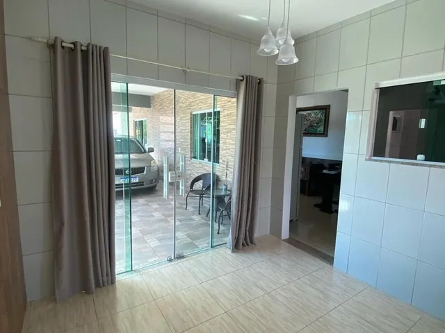 Imagem 7: Casa À Venda em Garopaba-Sc: 2 Quartos, 1 Suíte, 3 Vagas. Oportunidade Única em Localização Privilegiada!