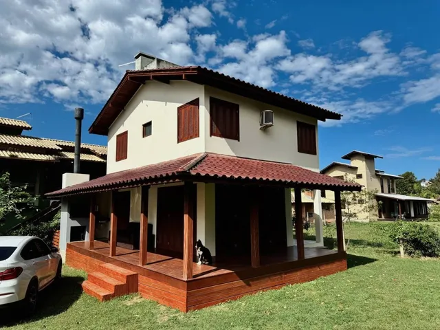 Imagem 1: Imóvel incrível à Venda em Imbituba-SC: Casa na Praia do Rosa com 2 Quartos, 1 Sala, 2