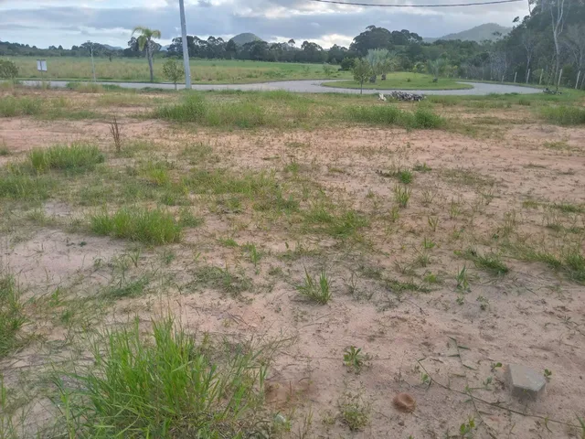 Imagem 7: Oportunidade Única: Terreno de 360m² em Garopaba-SC, pronto para construir!