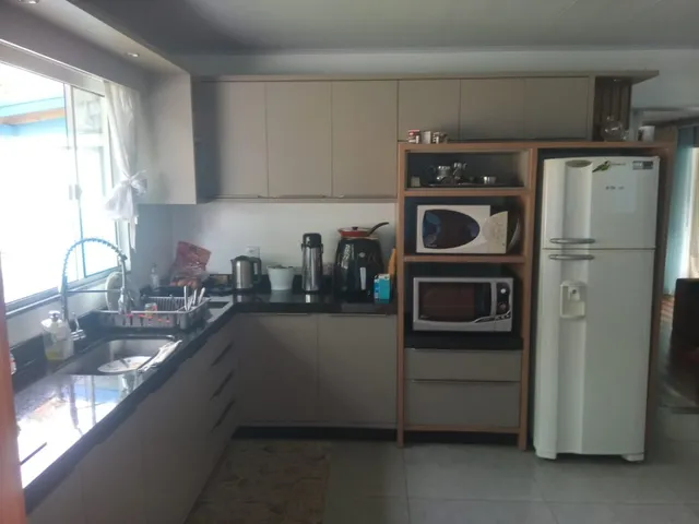 Imagem 2: Oportunidade única! Casa com Escritura Pública e 2 Kitnets no Campo Duna em Garopaba-SC
