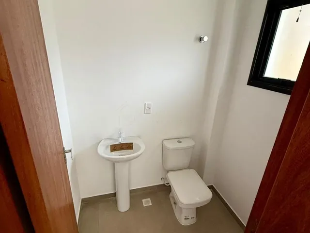 Imagem 4: Casa à Venda em Garopaba-SC: Sobrado no Panorâmico - 3 quartos, 1 suíte, 2 salas, 3