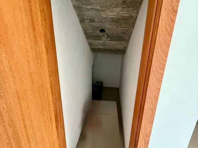 Imagem 5: Casa à Venda em Garopaba-SC: Sobrado no Panorâmico - 3 quartos, 1 suíte, 2 salas, 3