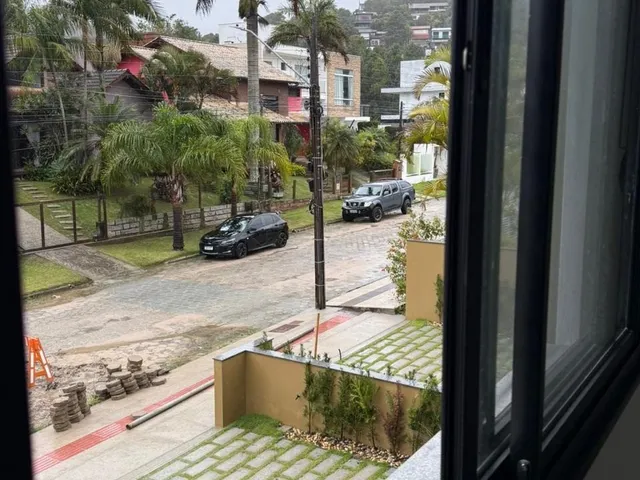 Imagem 16: Casa à Venda em Garopaba-SC: Sobrado no Panorâmico - 3 quartos, 1 suíte, 2 salas, 3