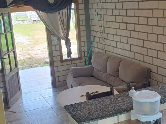 Imagem 4: Oportunidade em Imbituba ?Investimento no litoral de SC ?Casa para veraneio ?Refúgio