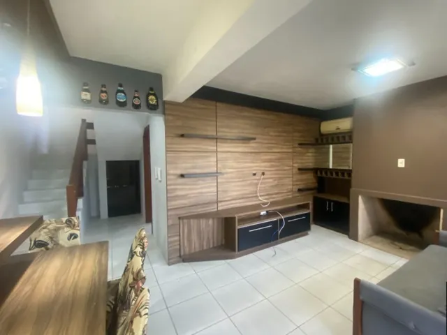 Imagem 14: Imperdível oportunidade de compra: Casa ampla no Centro de Garopaba-SC com 3 quartos, 1